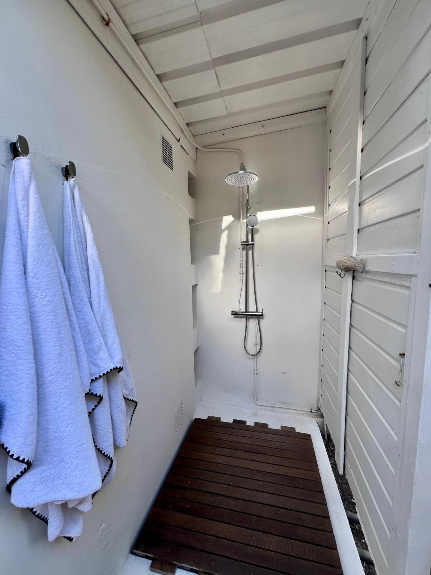 Bungalow Face Au Lagon Saint-Paul ภายนอก รูปภาพ